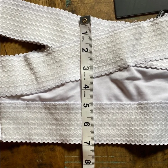 PrettyLittleThing Textured White Bikini Set - Picture 10 of 13